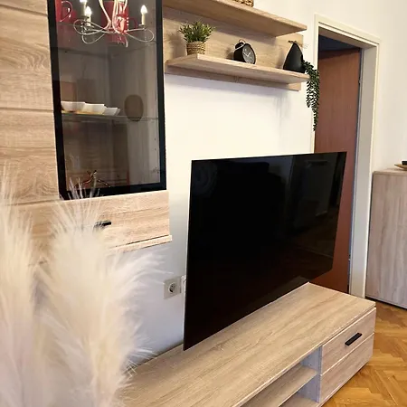 Ostanak kod kuće Maria