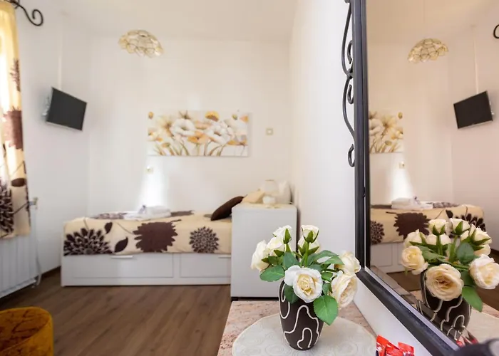 Maria Ostanak kod kuće Malinska