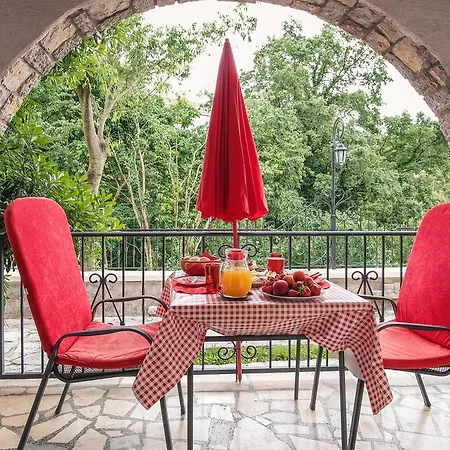 ホームステイ Maria マリンスカ